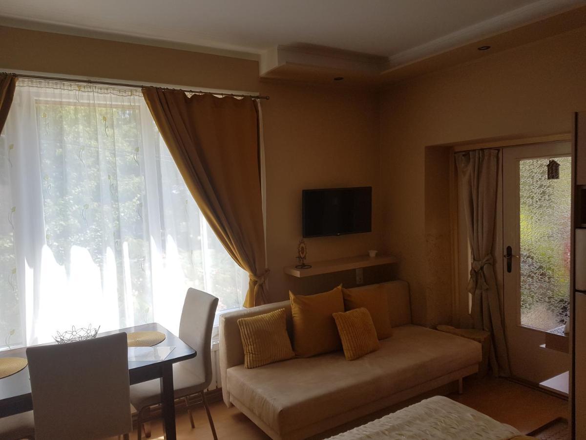 Alsóörs Rozsa Apartman מראה חיצוני תמונה