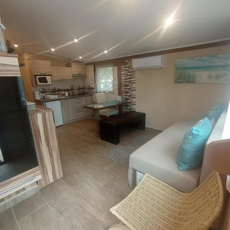 Alsóörs Rozsa Apartman מראה חיצוני תמונה