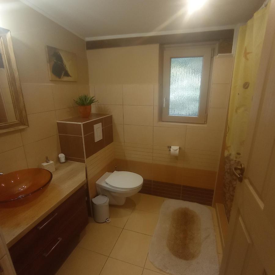 Alsóörs Rozsa Apartman מראה חיצוני תמונה