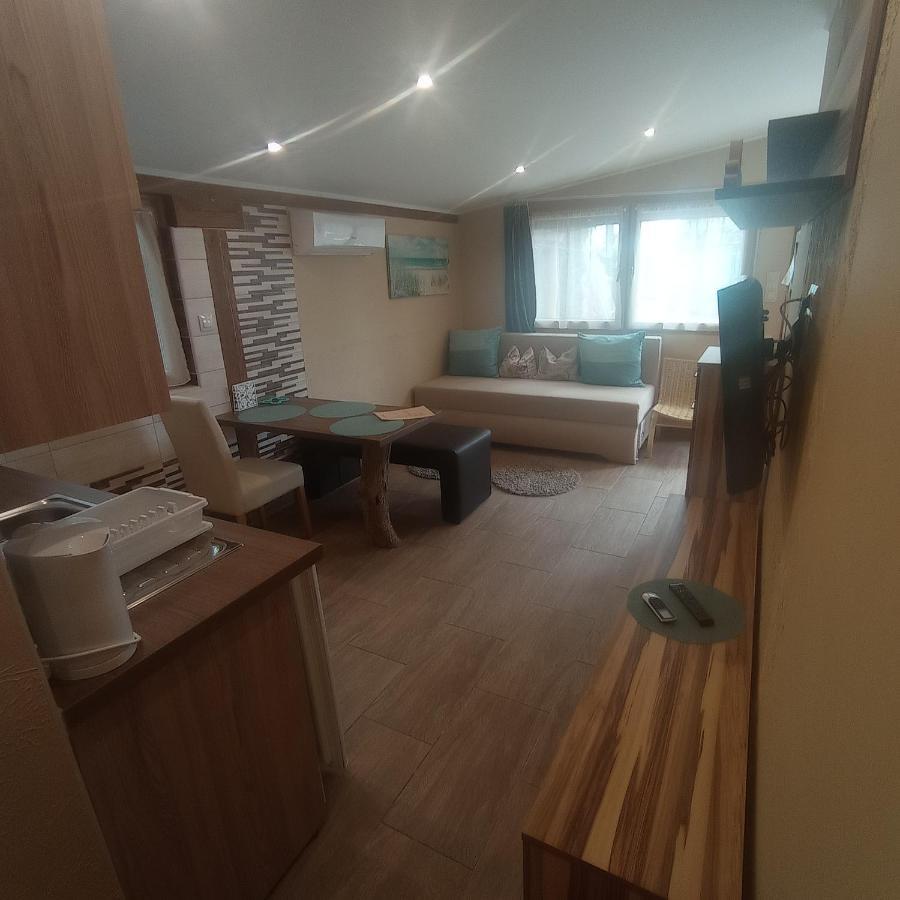 Alsóörs Rozsa Apartman מראה חיצוני תמונה