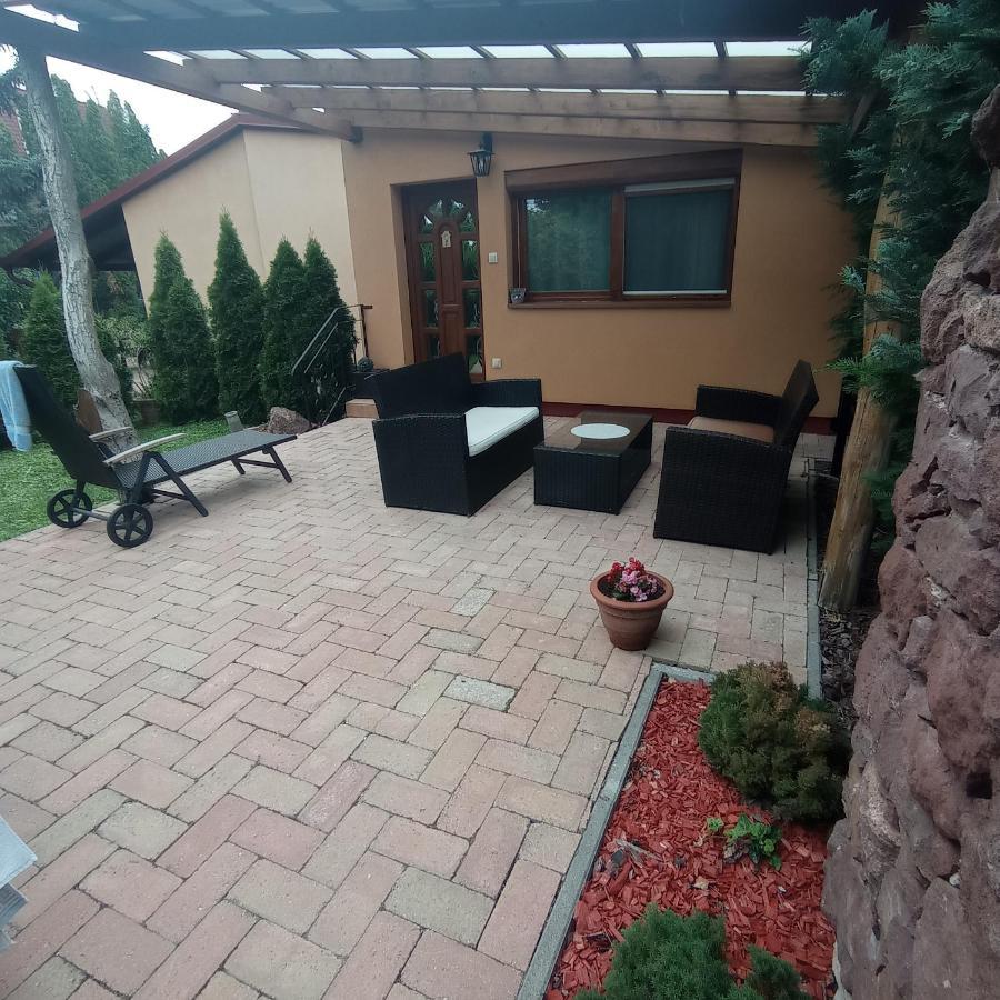 Alsóörs Rozsa Apartman מראה חיצוני תמונה