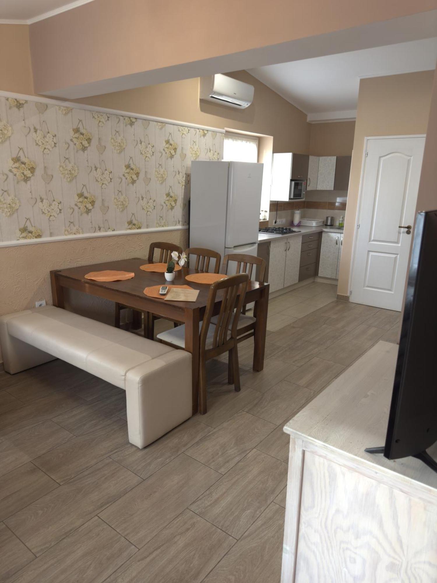Alsóörs Rozsa Apartman חדר תמונה