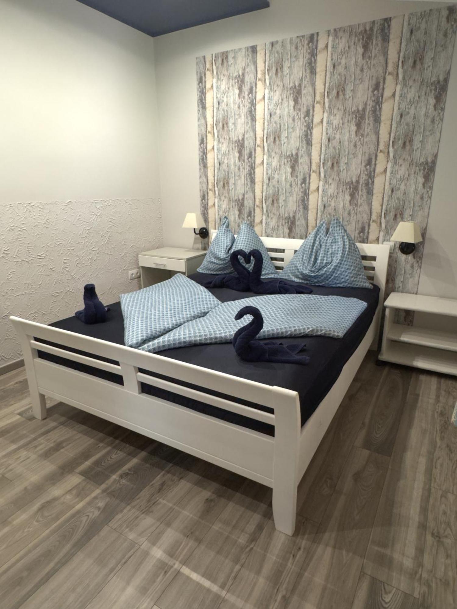Alsóörs Rozsa Apartman מראה חיצוני תמונה