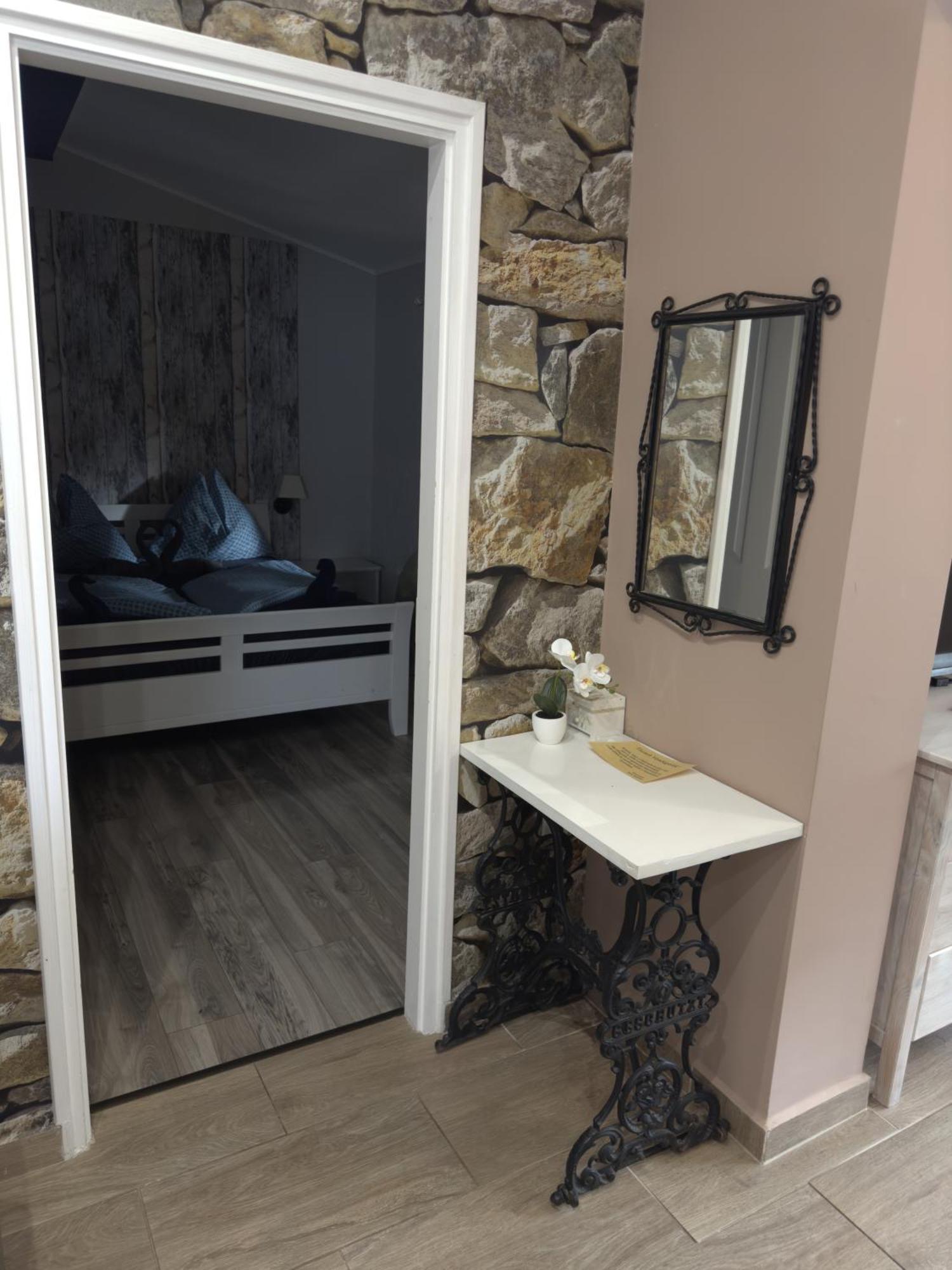Alsóörs Rozsa Apartman חדר תמונה
