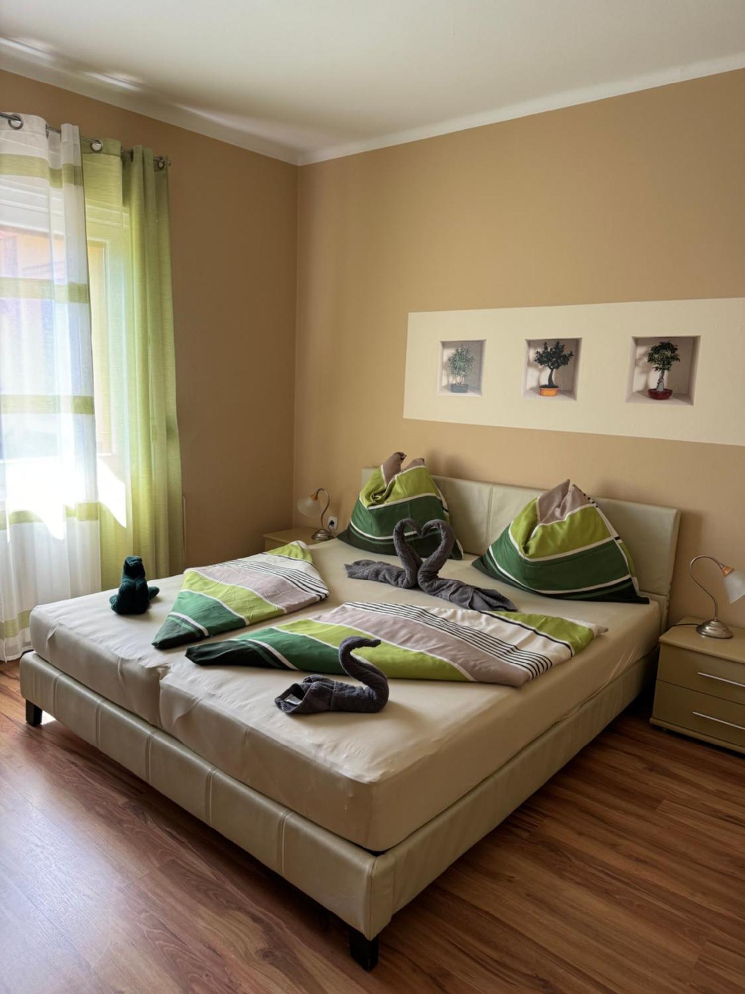 Alsóörs Rozsa Apartman מראה חיצוני תמונה