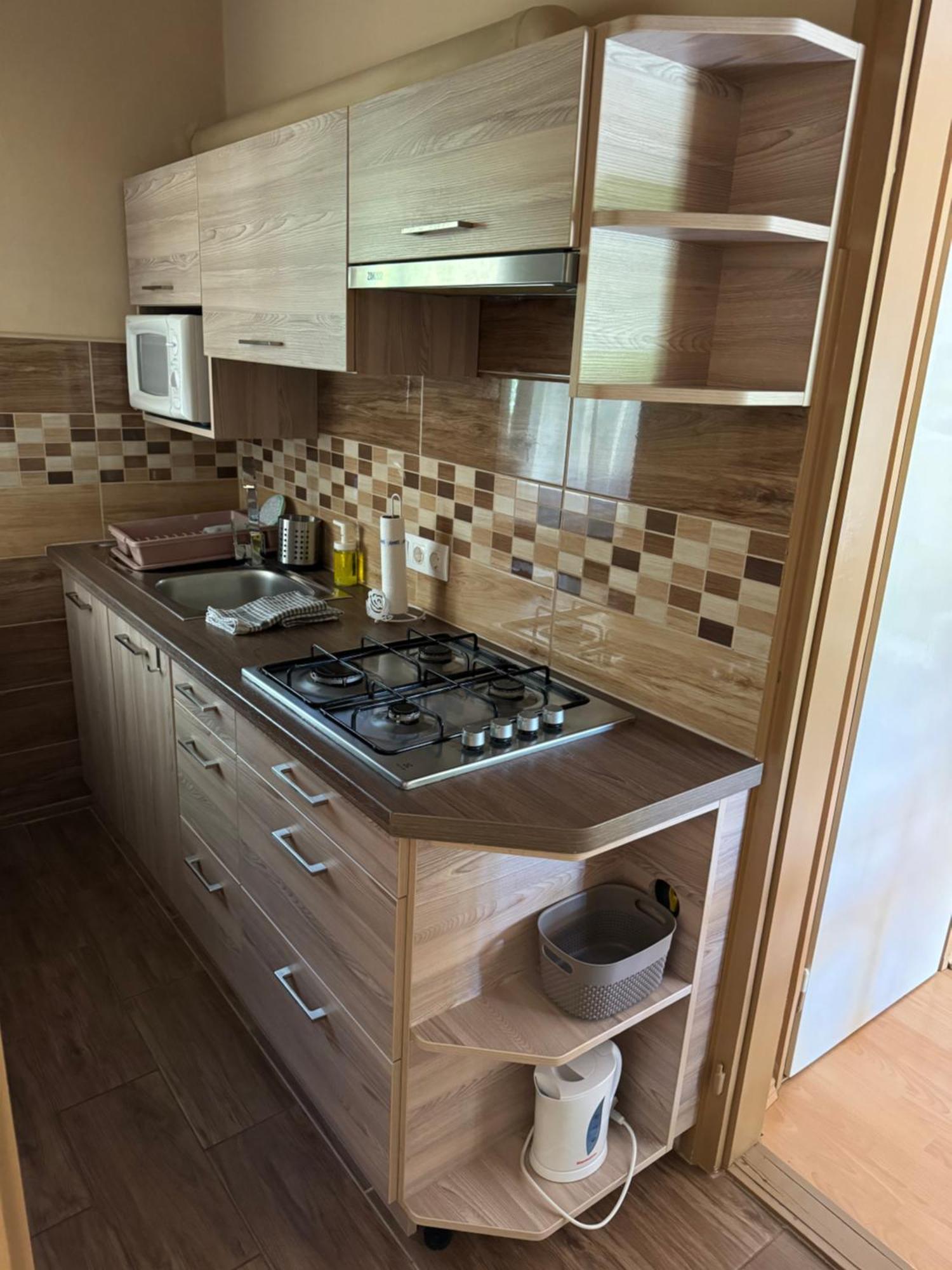Alsóörs Rozsa Apartman מראה חיצוני תמונה
