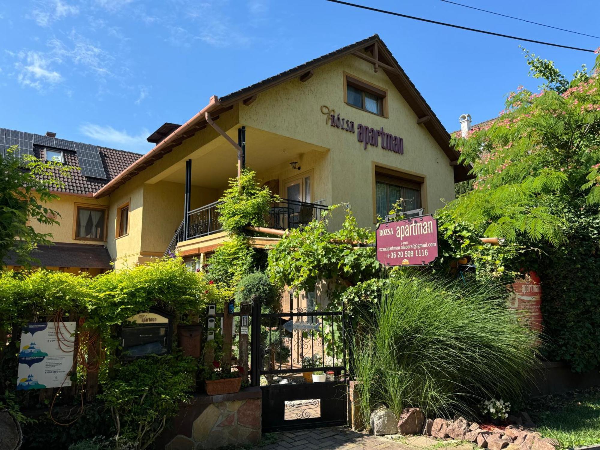 Alsóörs Rozsa Apartman מראה חיצוני תמונה