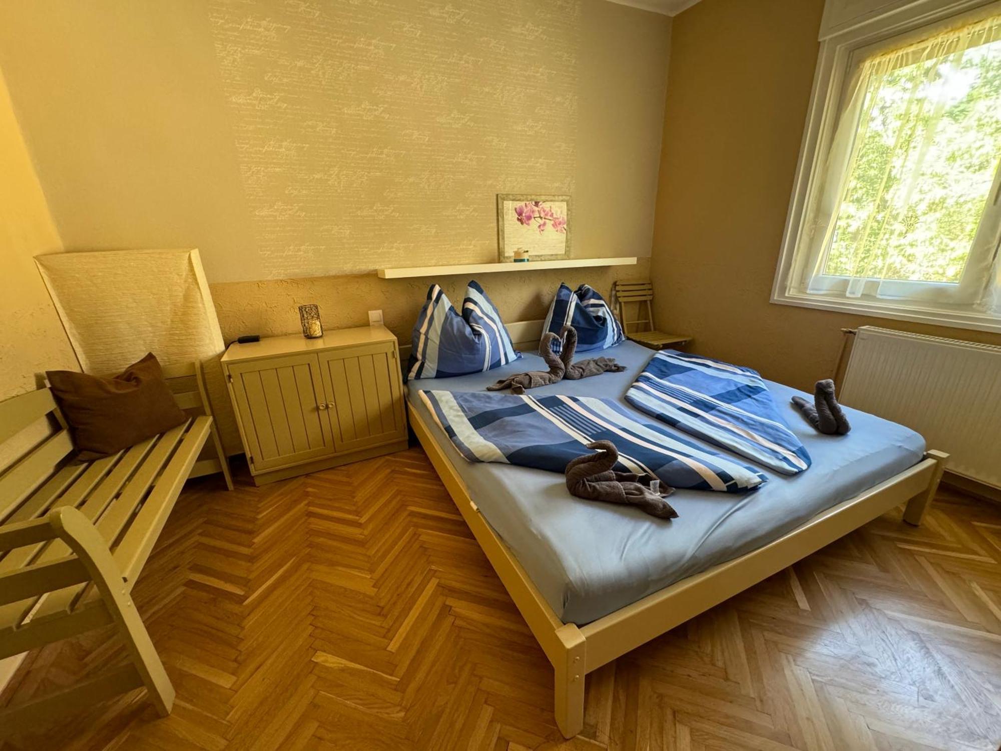 Alsóörs Rozsa Apartman חדר תמונה